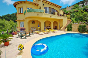 Nieto - holiday home with private swimming pool in Benitachell